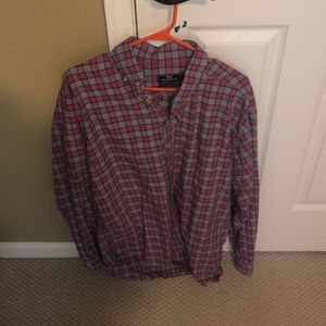 Vineyard vines long sleeve button down shirt